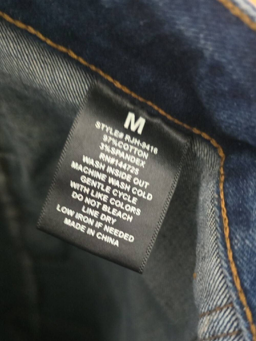 Relaxed Cargo Jeans in Faded Blue Denim - Picture 5 of 5